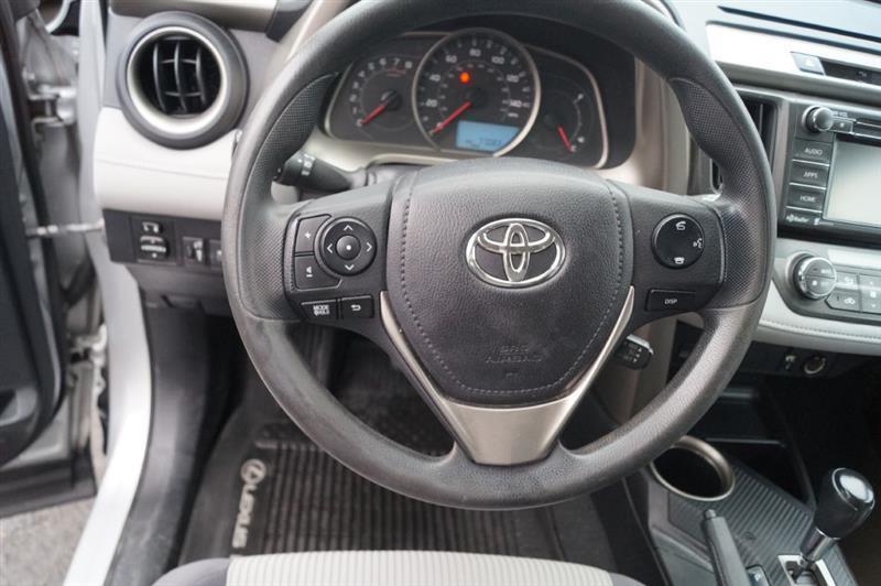 Toyota RAV4 XLE AWD 2014