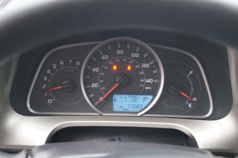 Toyota RAV4 XLE AWD 2014