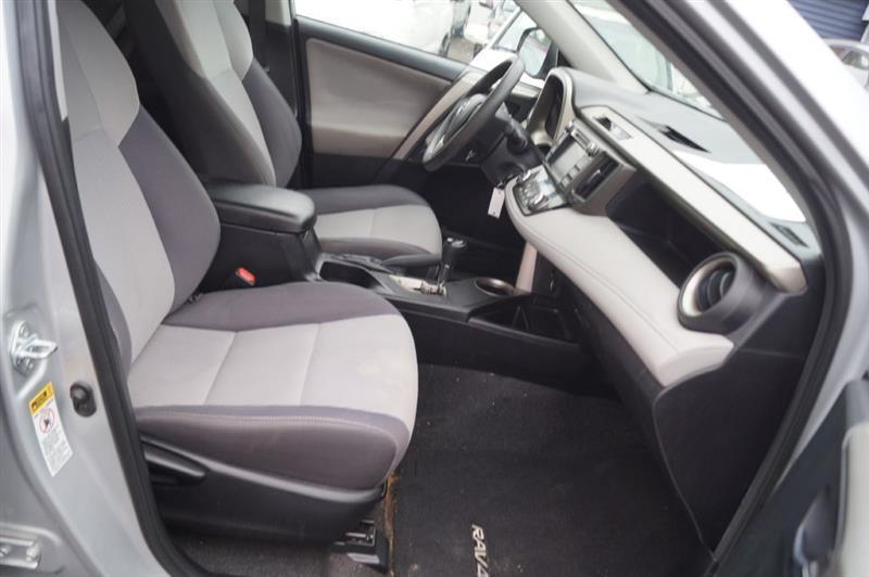 Toyota RAV4 XLE AWD 2014