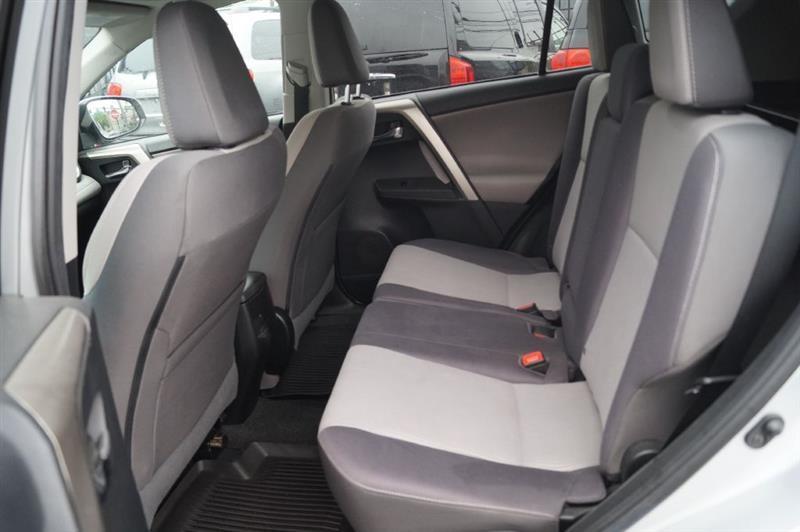 Toyota RAV4 XLE AWD 2014