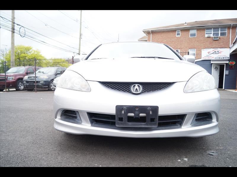 2006 Acura RSX Coupe with 5-speed AT