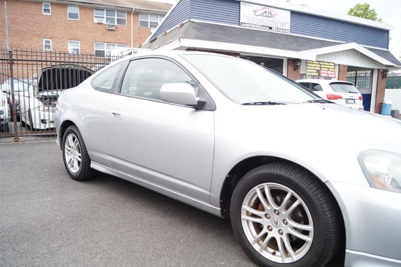 Acura RSX Coupe with 5-speed AT 2006