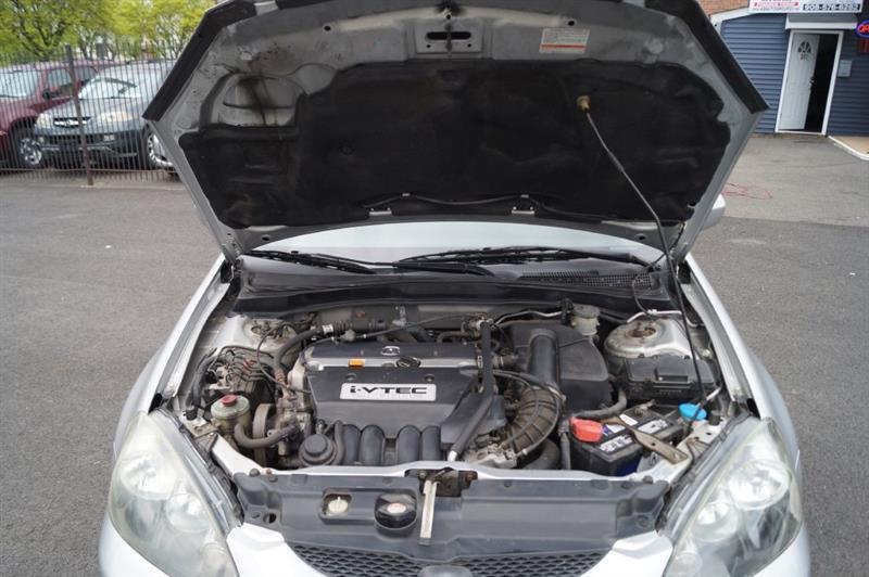 Acura RSX Coupe with 5-speed AT 2006