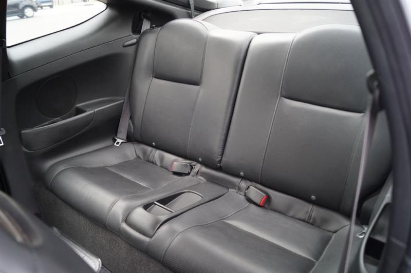 Acura RSX Coupe with 5-speed AT 2006