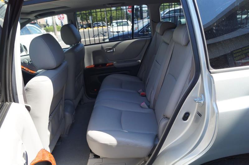Toyota Highlander Hybrid 4WD 2007