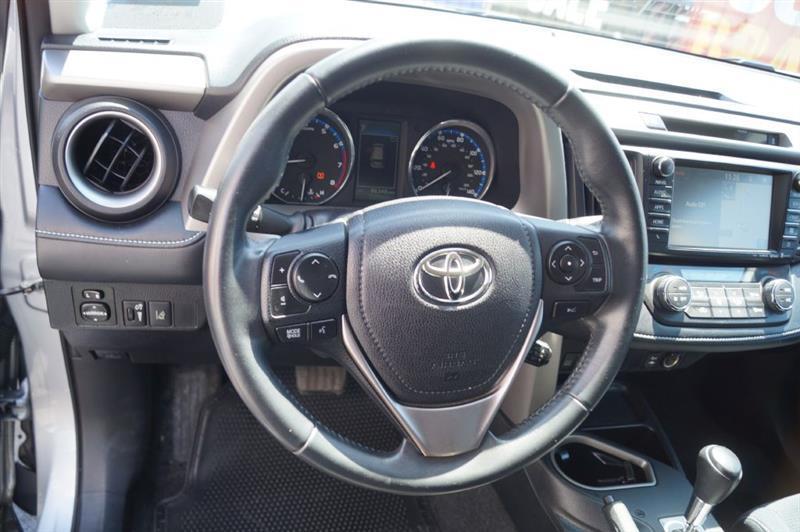 Toyota RAV4 XLE AWD 2016