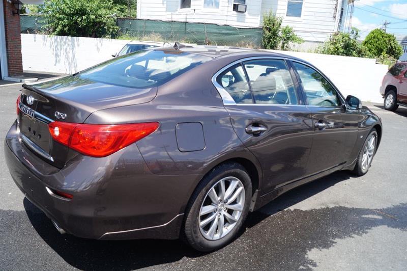Infiniti Q50 Base AWD 2015