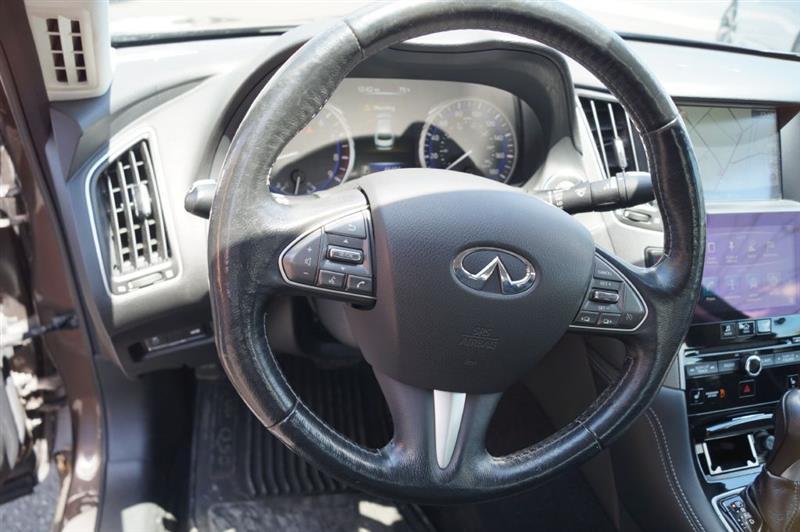 Infiniti Q50 Base AWD 2015