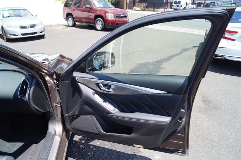 Infiniti Q50 Base AWD 2015