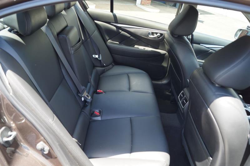 Infiniti Q50 Base AWD 2015