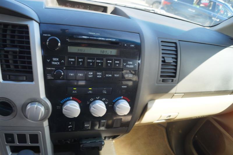Toyota Tundra SR5 Double Cab 5.7L 4WD 2008