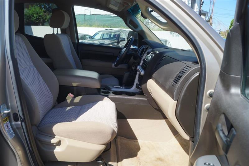 Toyota Tundra SR5 Double Cab 5.7L 4WD 2008