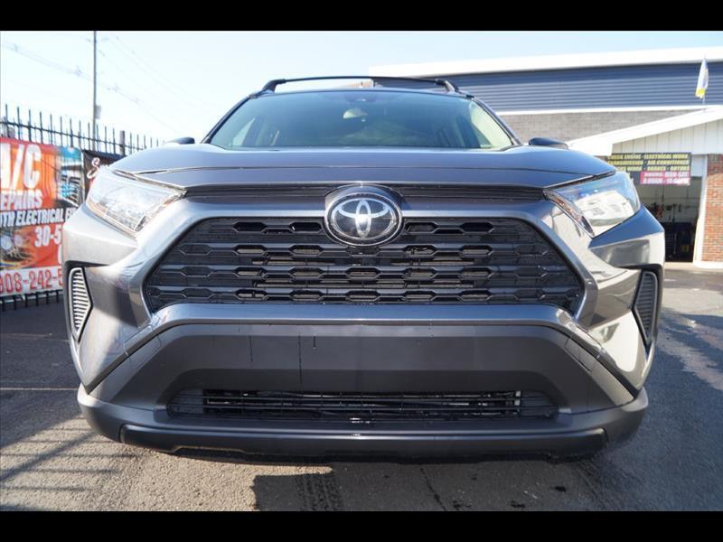 2020 Toyota RAV4 LE AWD