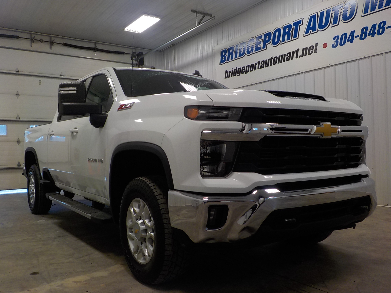 Chevrolet Silverado 2500HD 4WD Crew Cab 159" LT 2024