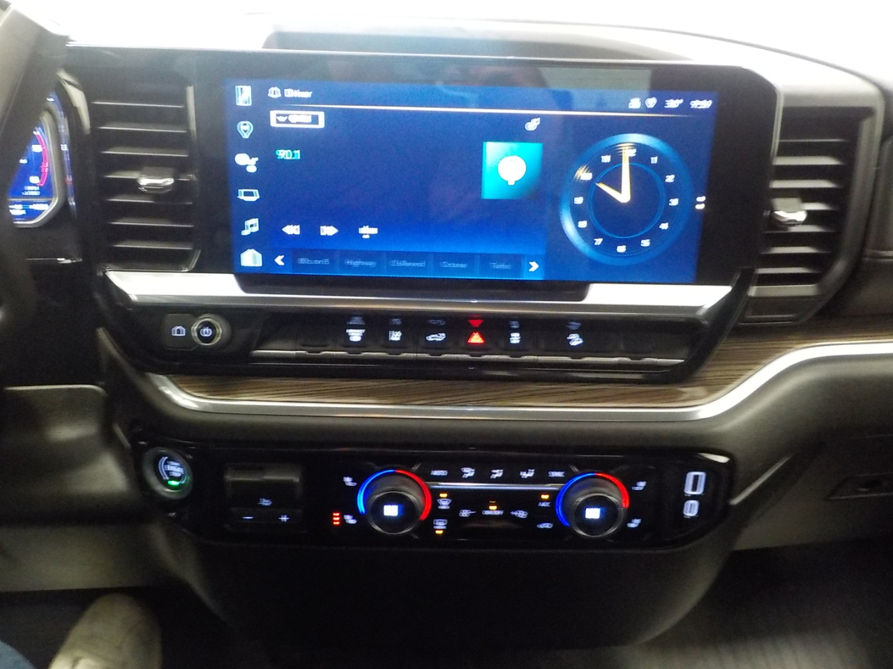 Chevrolet Silverado 2500HD 4WD Crew Cab 159" LT 2024