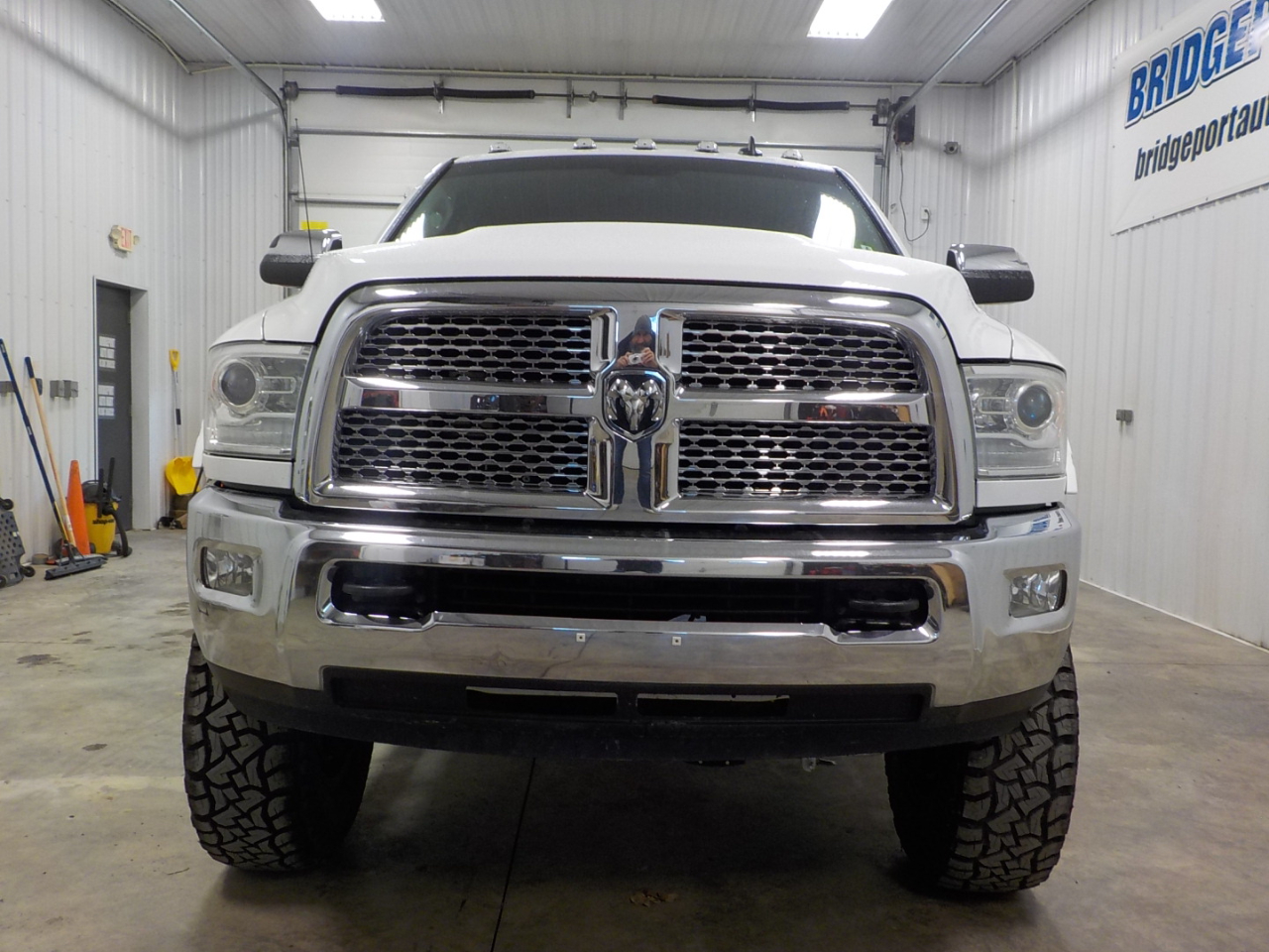 RAM 2500 4WD Crew Cab 149" Laramie 2014