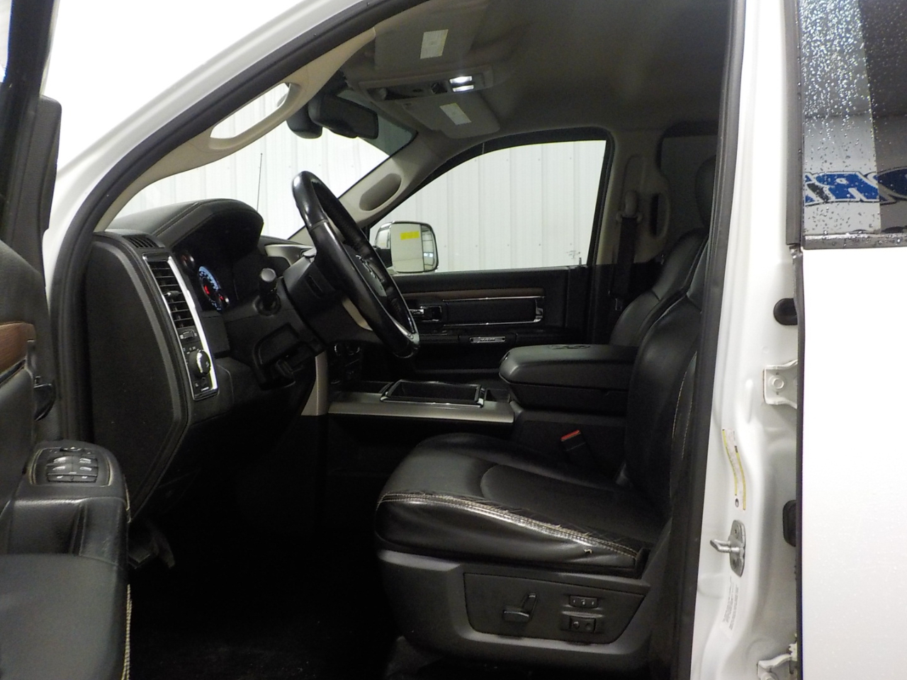 RAM 2500 4WD Crew Cab 149" Laramie 2014