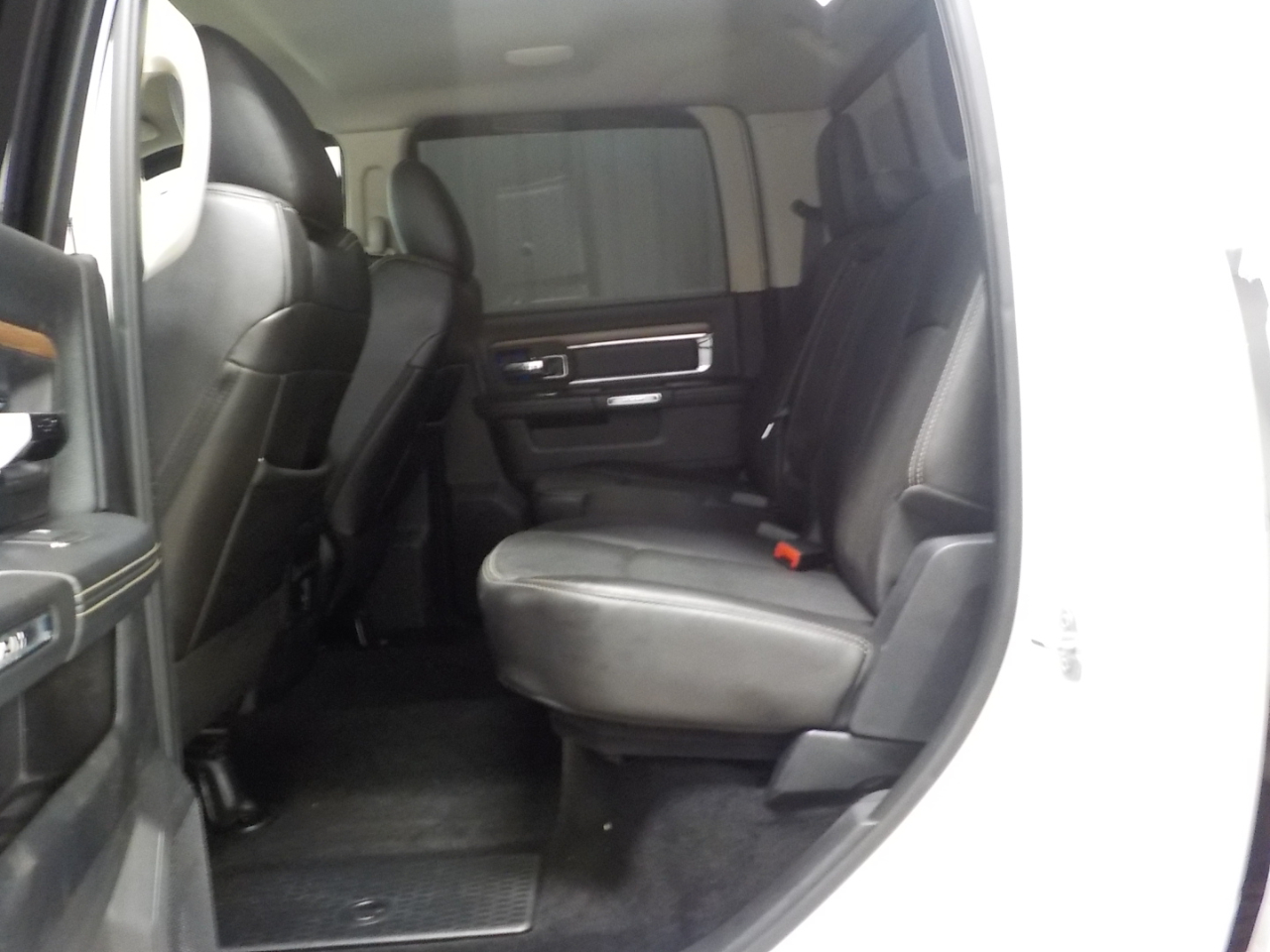 RAM 2500 4WD Crew Cab 149" Laramie 2014