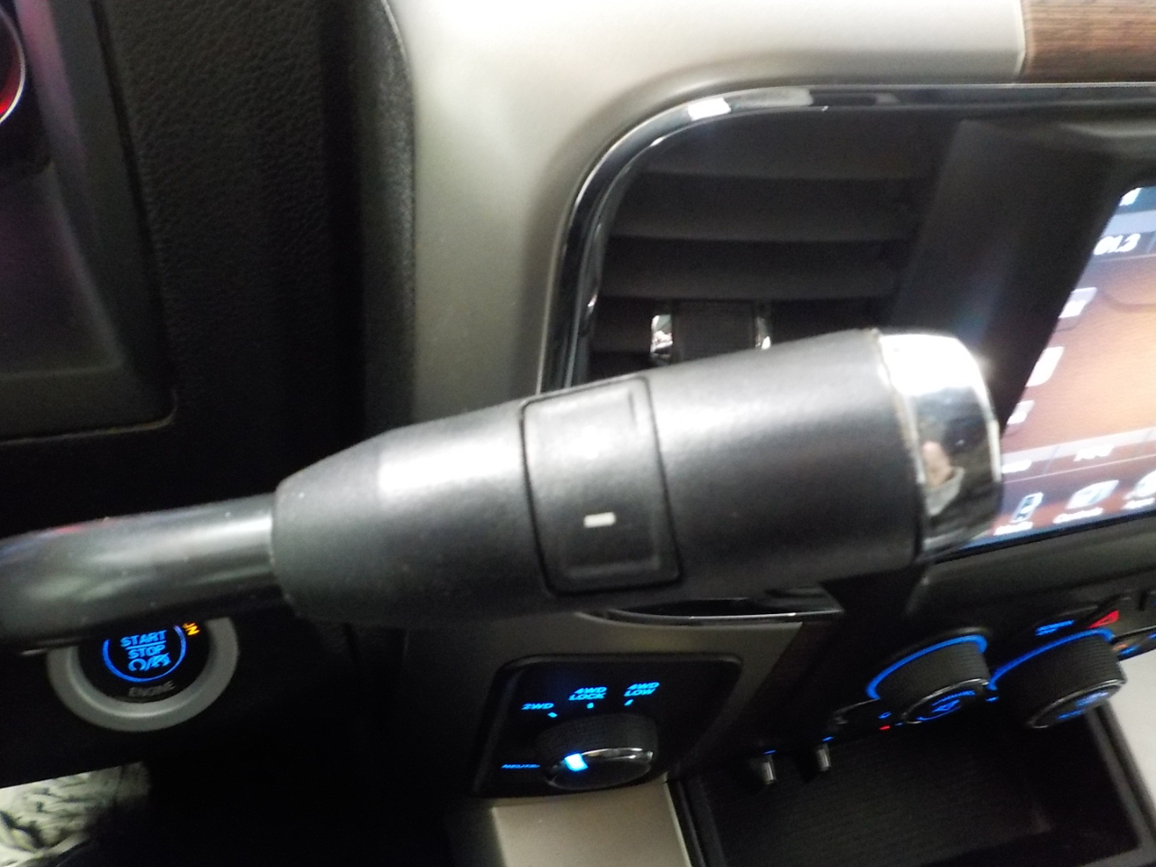 RAM 2500 4WD Crew Cab 149" Laramie 2014