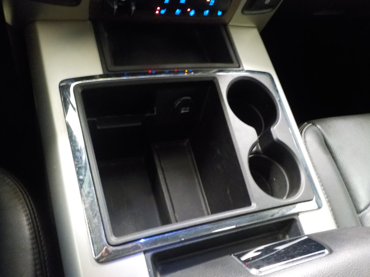 RAM 2500 4WD Crew Cab 149" Laramie 2014