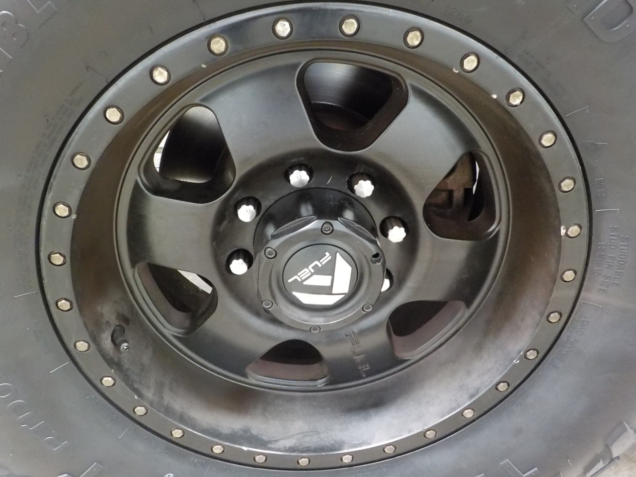 RAM 2500 4WD Crew Cab 149" Laramie 2014