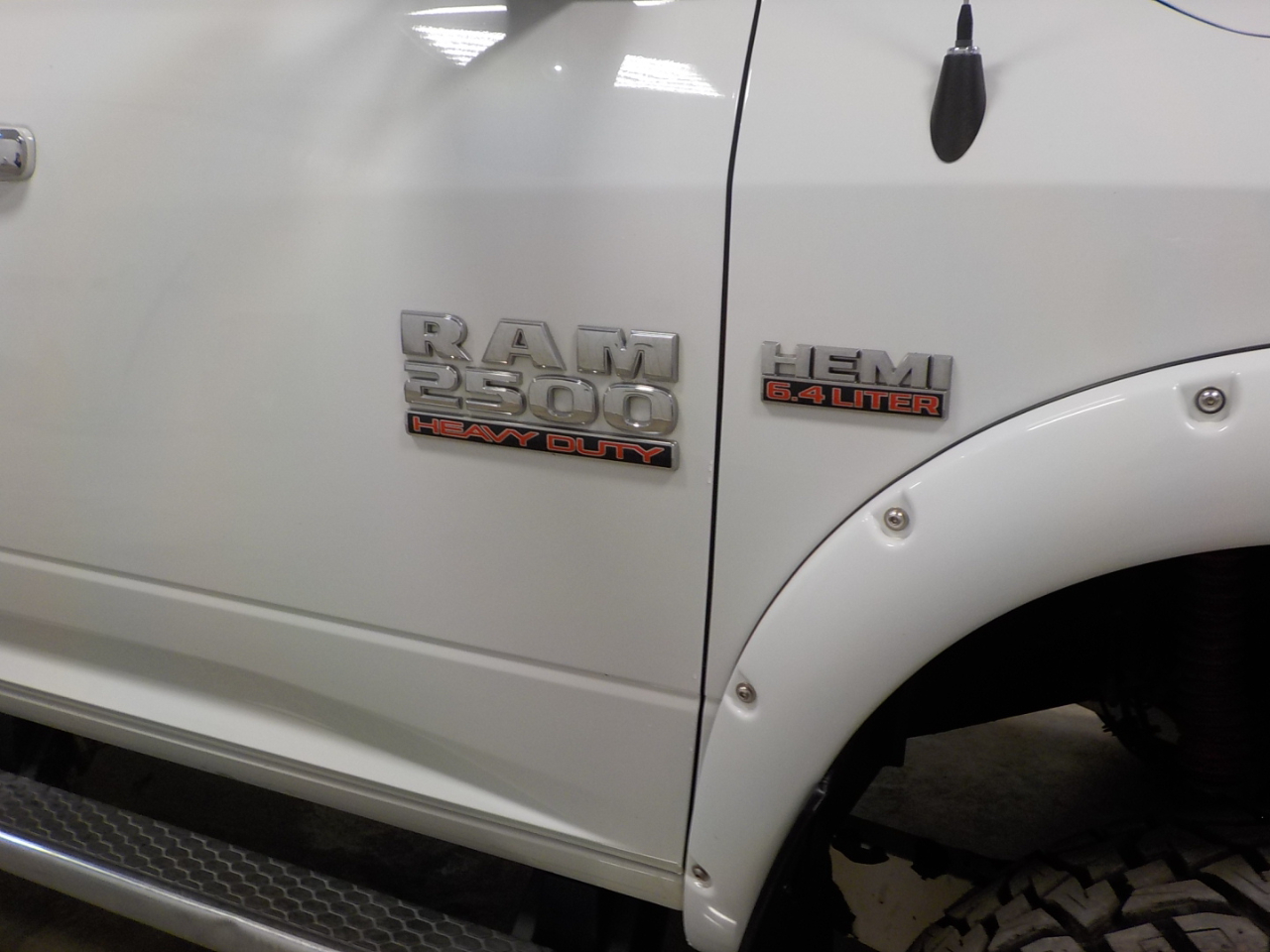 RAM 2500 4WD Crew Cab 149" Laramie 2014