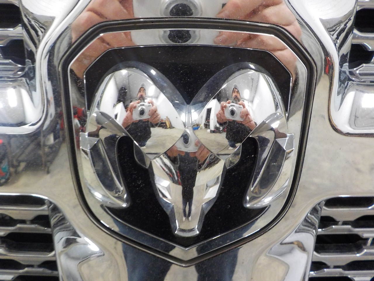 RAM 2500 4WD Crew Cab 149" Laramie 2014