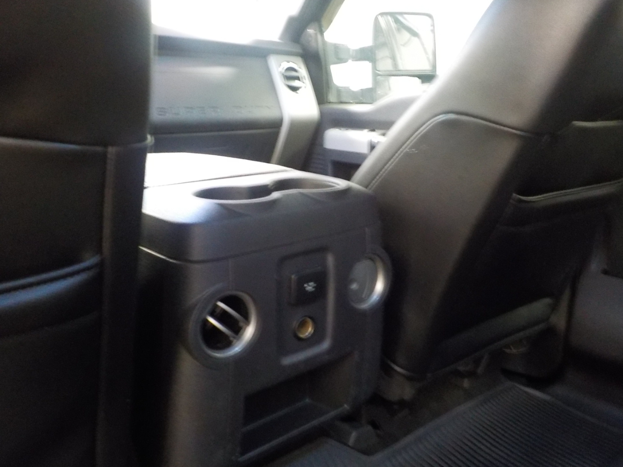 Ford Super Duty F-250 SRW 4WD Crew Cab 172" Platinum 2016