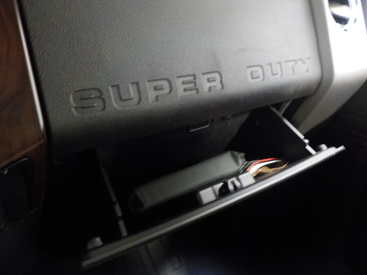 Ford Super Duty F-250 SRW 4WD Crew Cab 172" Platinum 2016