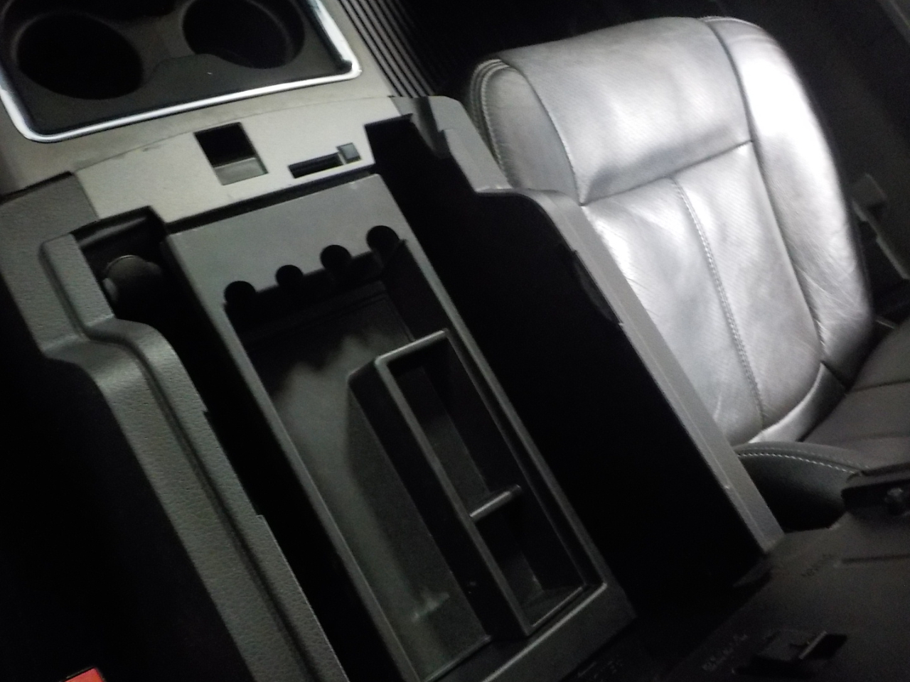 Ford Super Duty F-250 SRW 4WD Crew Cab 172" Platinum 2016