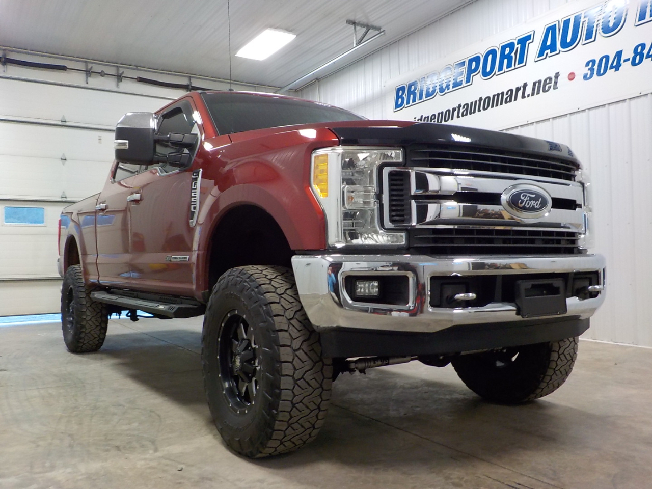 Ford Super Duty F-250 SRW XLT 4WD Crew Cab 6.75' Box 2017