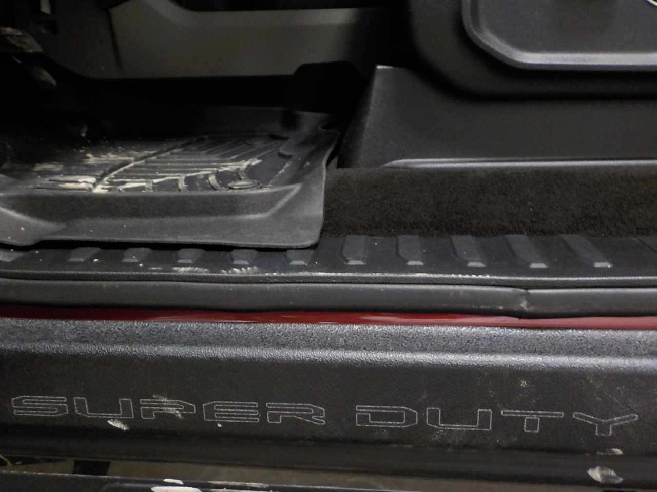 Ford Super Duty F-250 SRW XLT 4WD Crew Cab 6.75' Box 2017