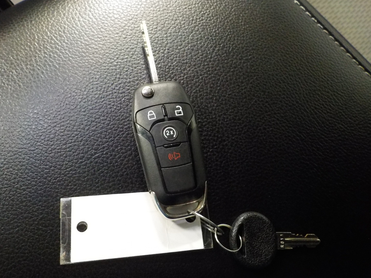 Ford Super Duty F-250 SRW XLT 4WD Crew Cab 6.75' Box 2017