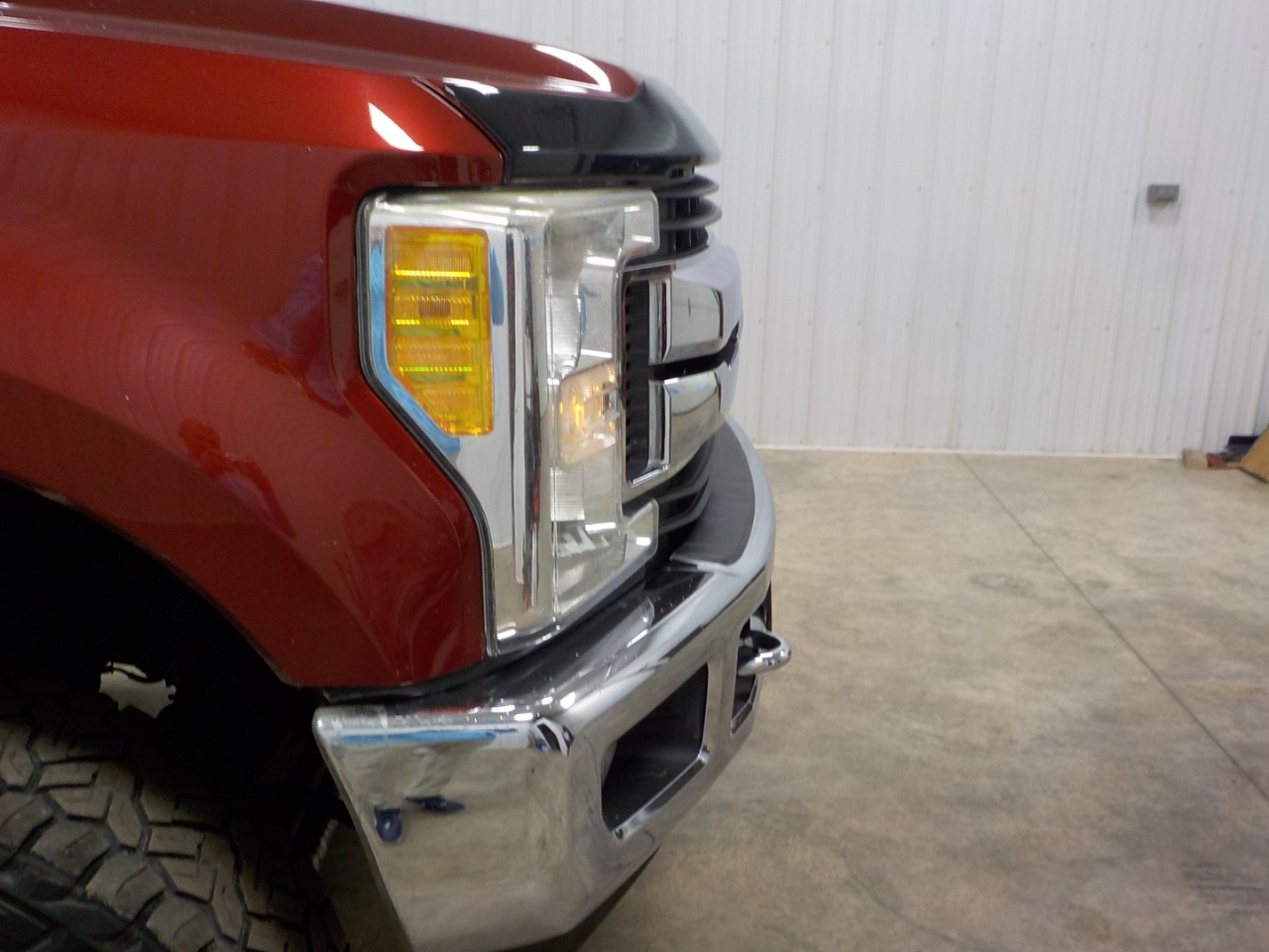 Ford Super Duty F-250 SRW XLT 4WD Crew Cab 6.75' Box 2017