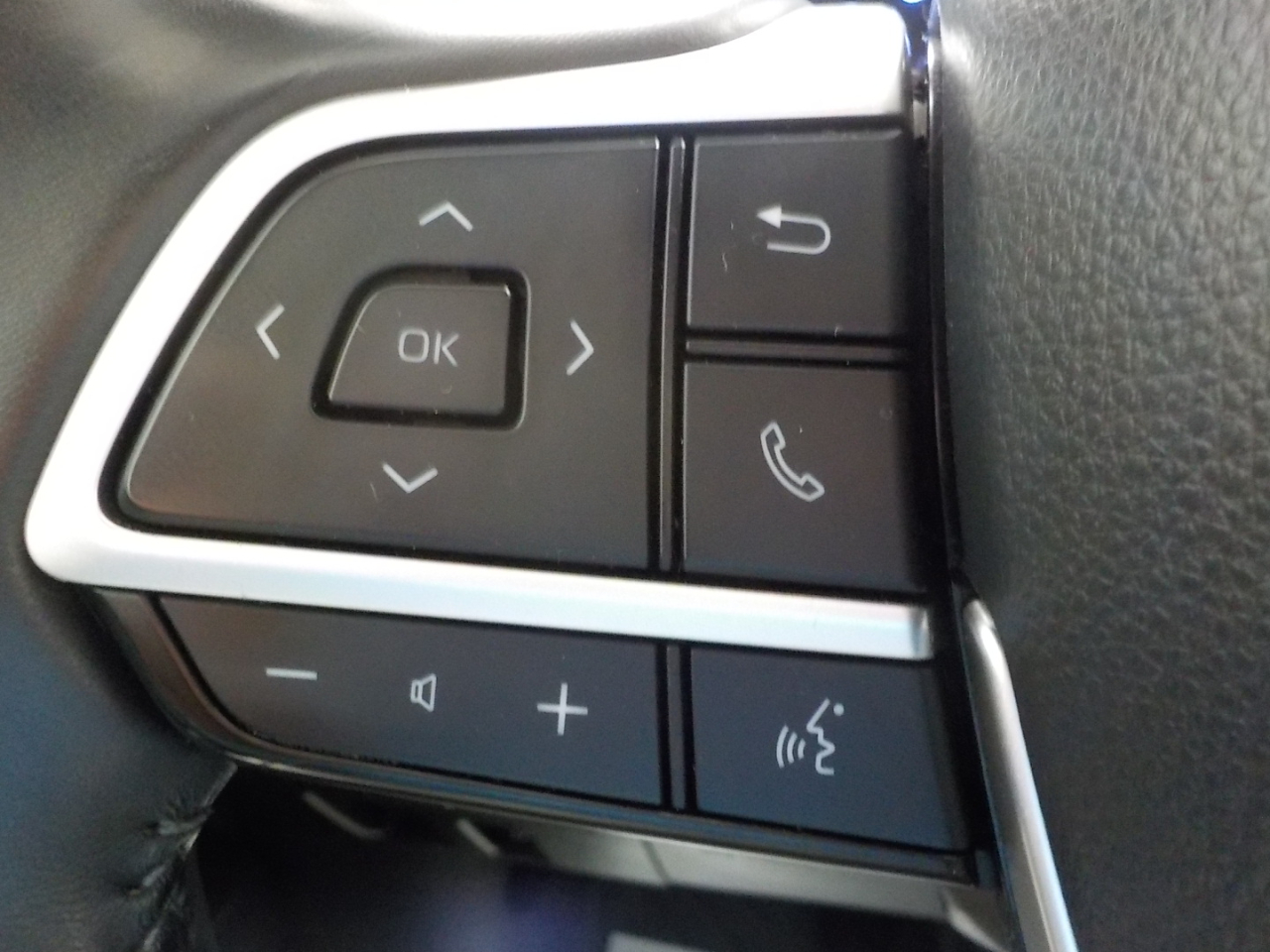 Toyota Highlander XLE AWD (Natl) 2022