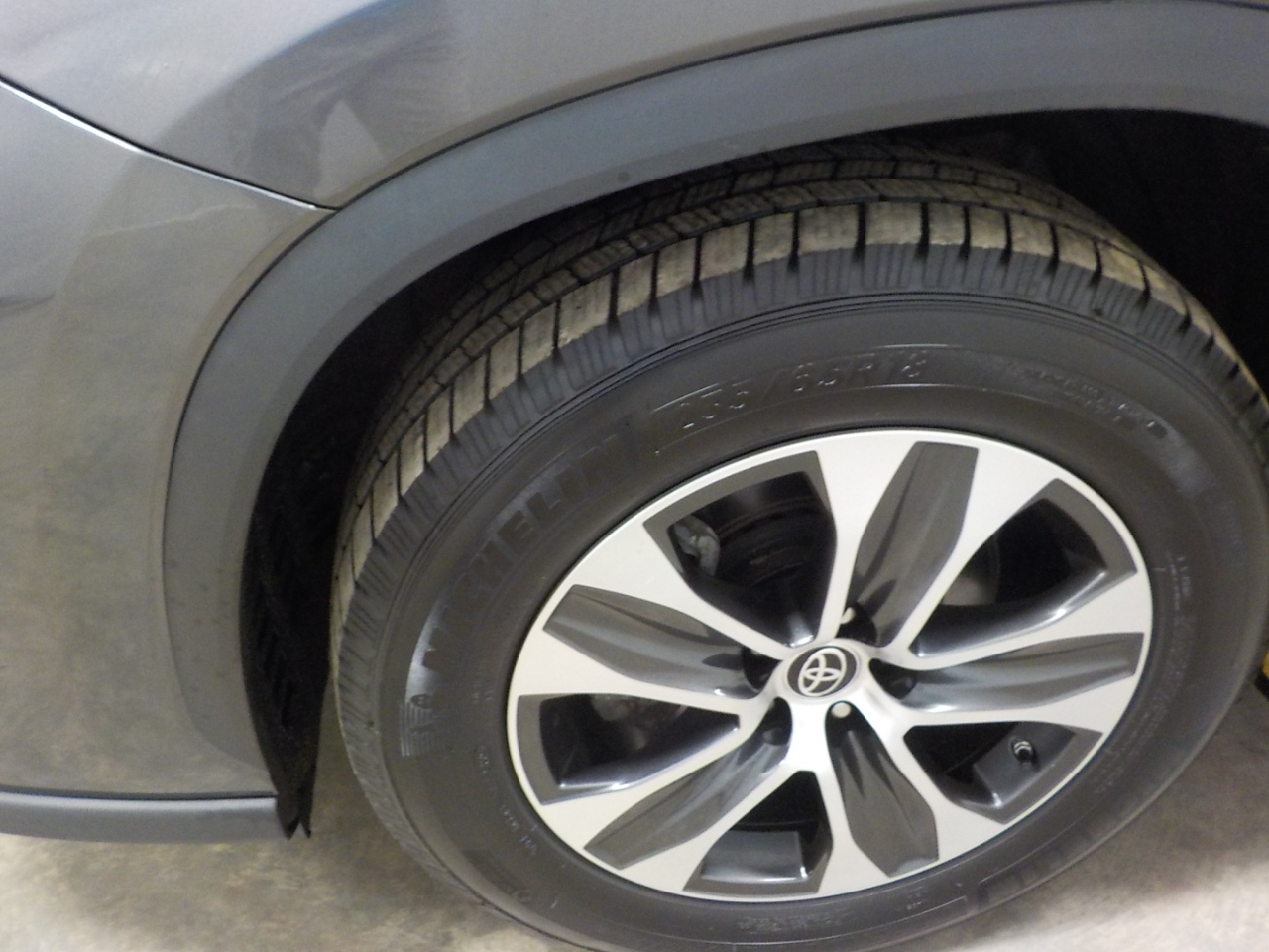 Toyota Highlander XLE AWD (Natl) 2022