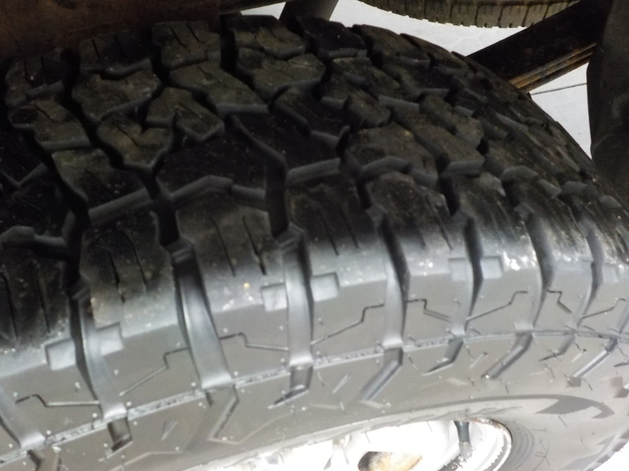 Dodge Dakota 2dr Club Cab 131 4WD ST 2006