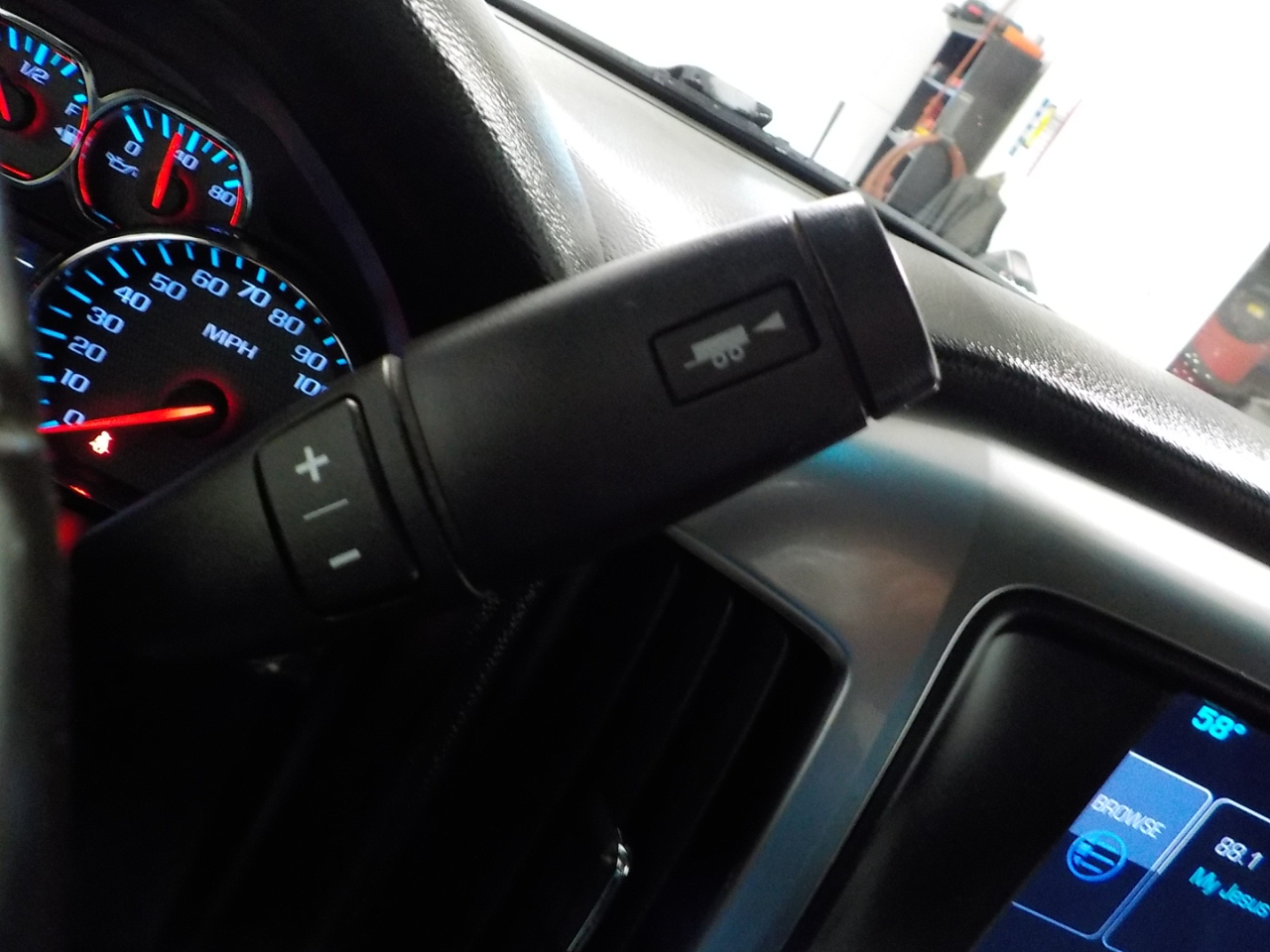 Chevrolet Silverado 1500 4WD Double Cab 143.5" LT w/2LT 2014