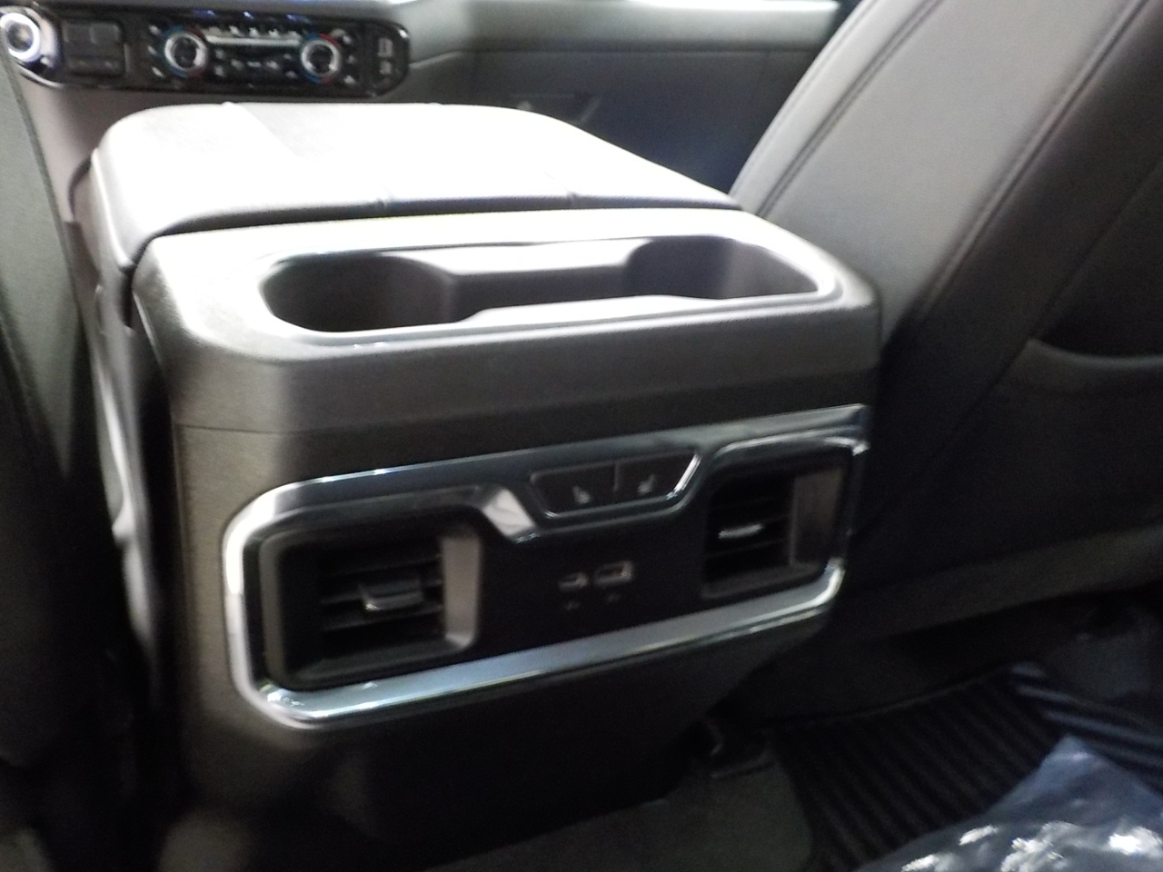 Chevrolet Silverado 2500HD 4WD Crew Cab 159" LTZ 2024