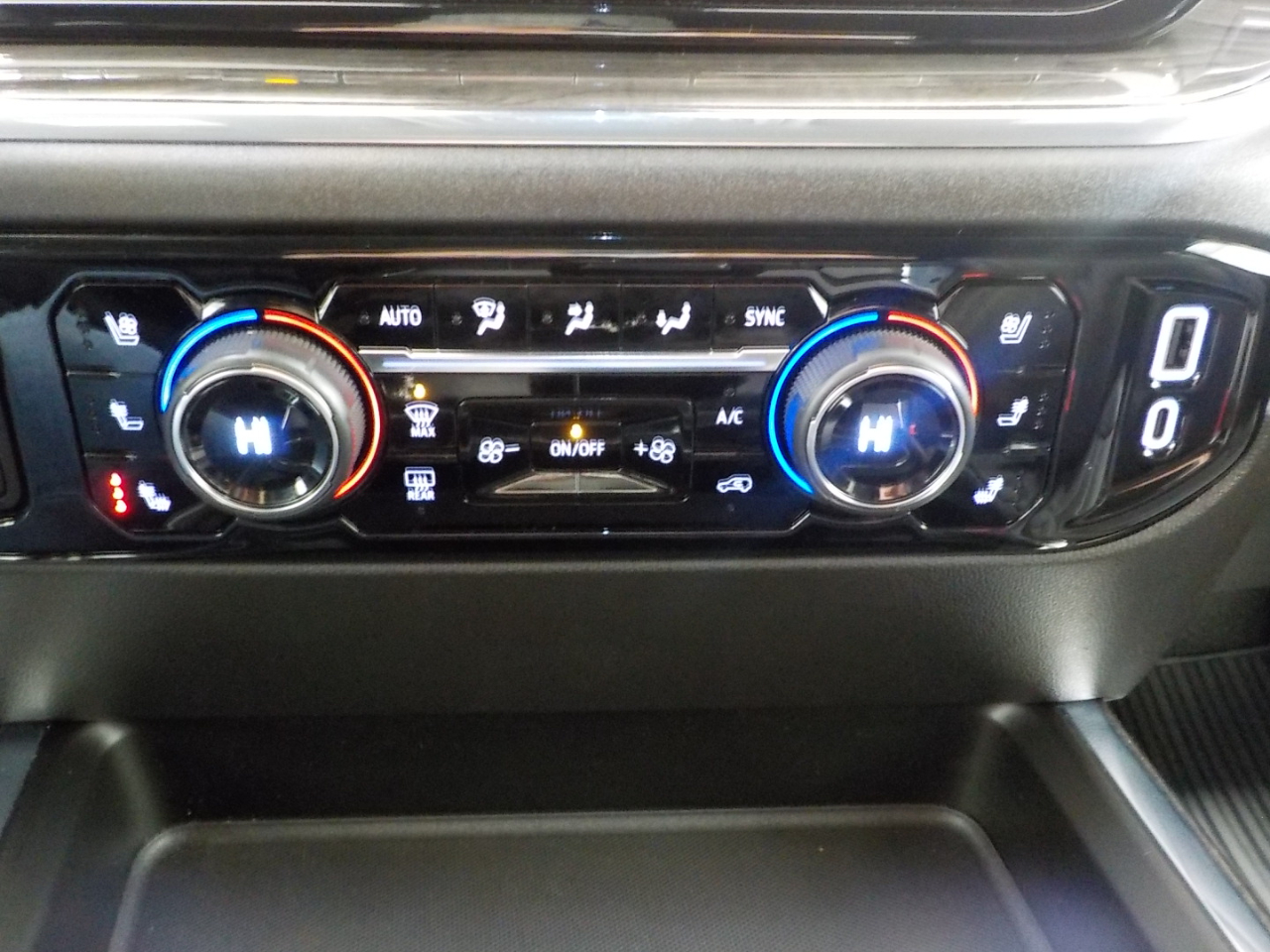 Chevrolet Silverado 2500HD 4WD Crew Cab 159" LTZ 2024