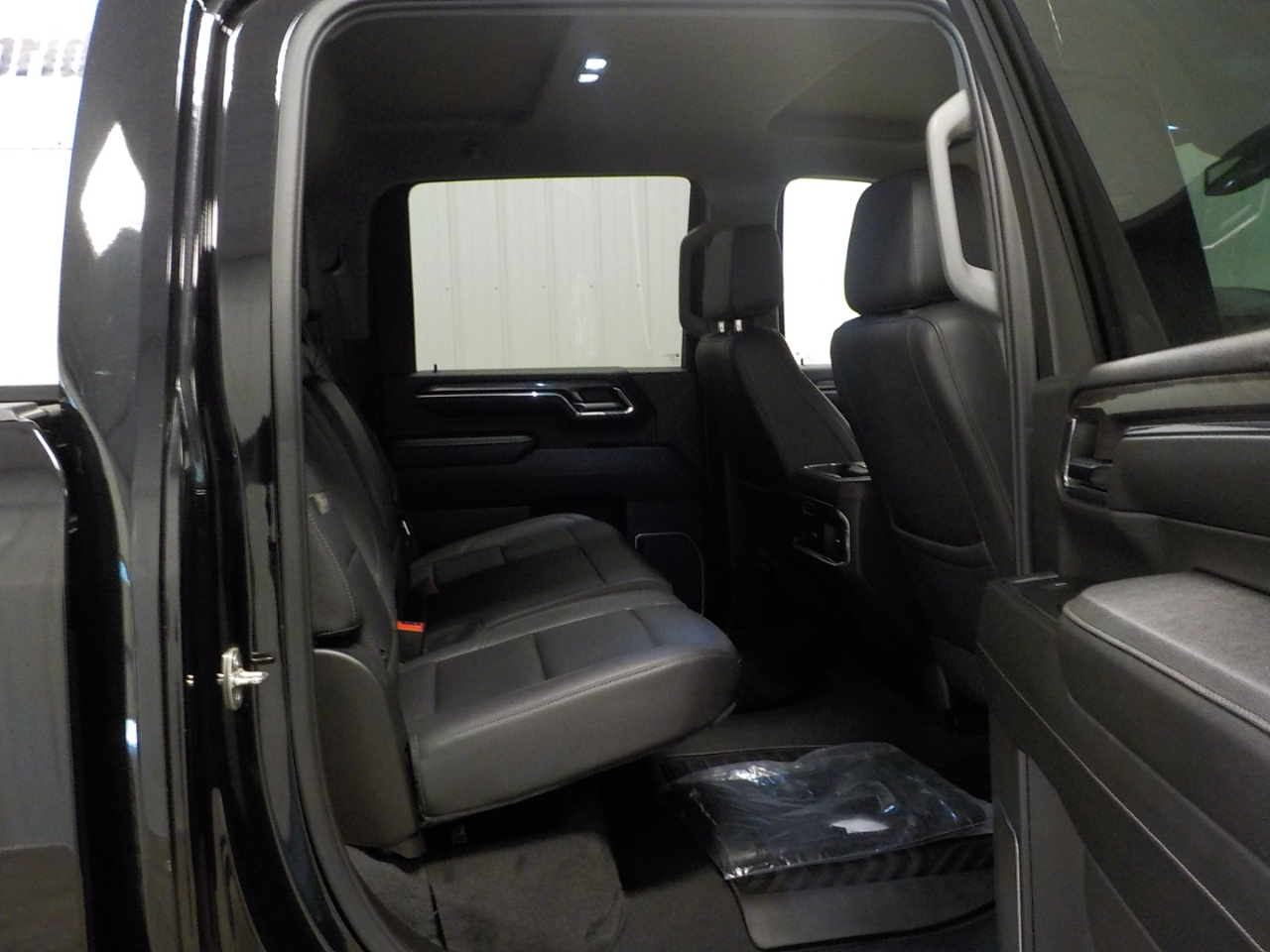 Chevrolet Silverado 2500HD 4WD Crew Cab 159" LTZ 2024