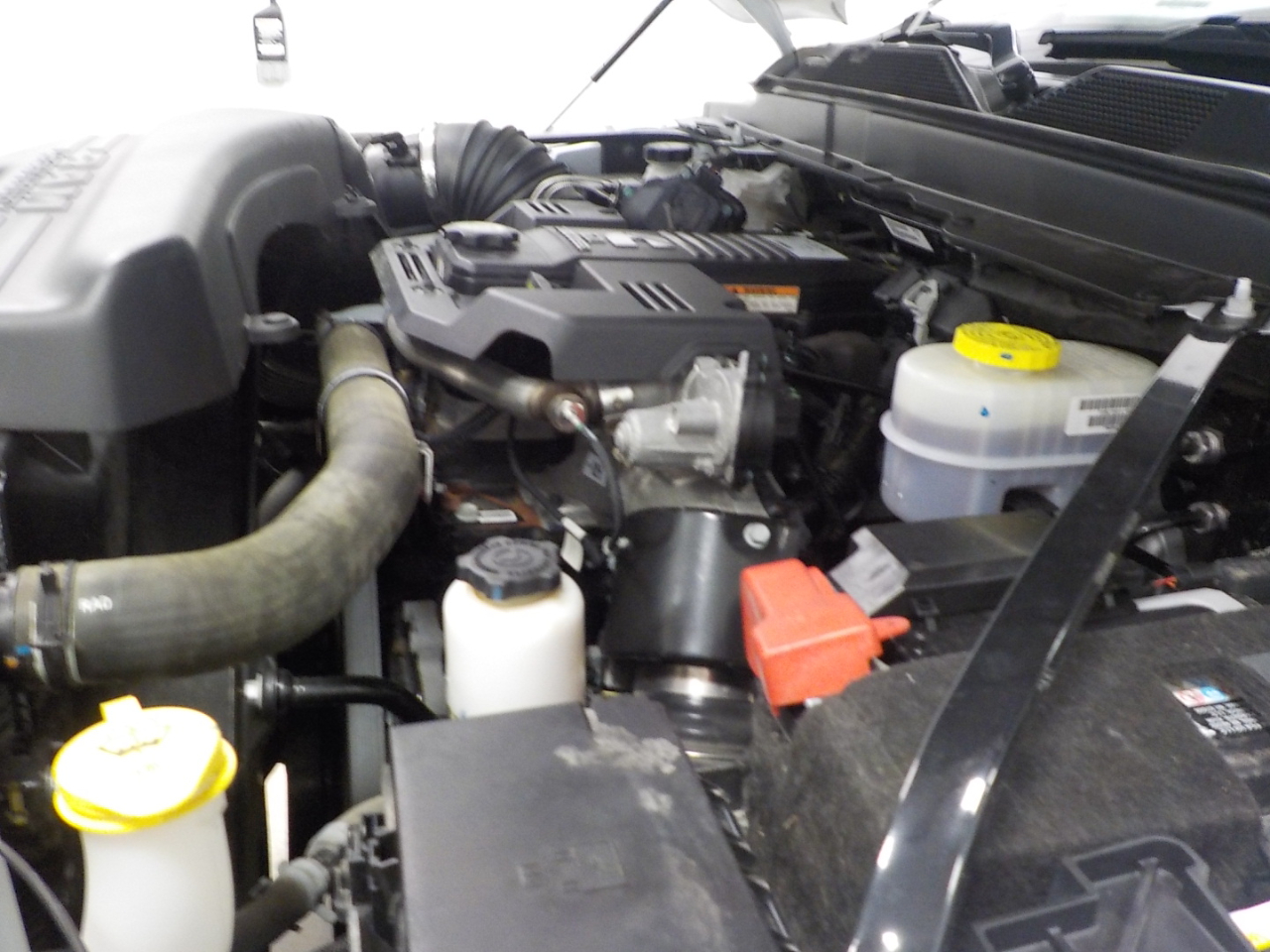 RAM 2500 Big Horn 4x4 Crew Cab 6'4" Box 2023