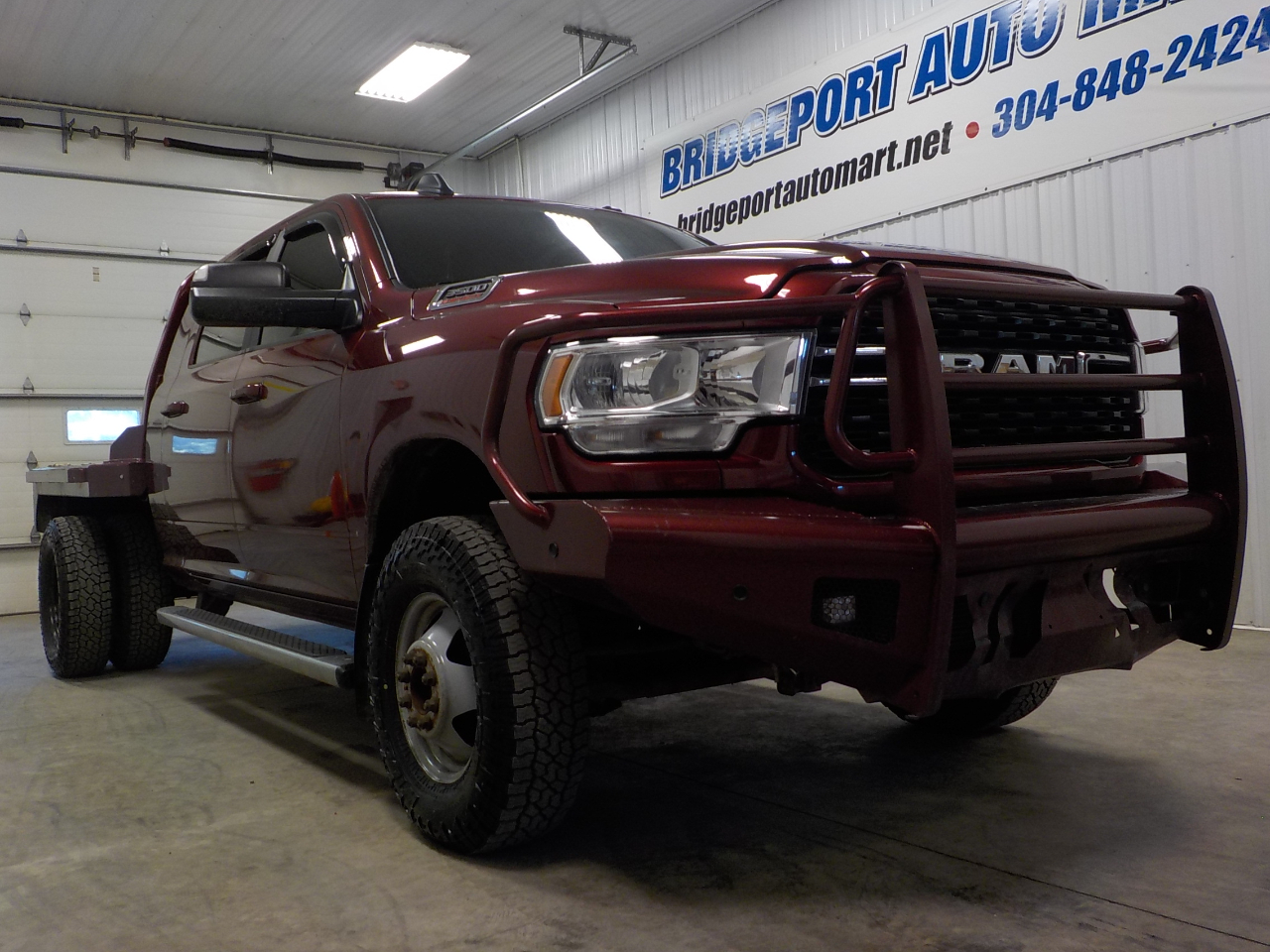 RAM 3500 Big Horn 4x4 Mega Cab 6'4" Box 2022