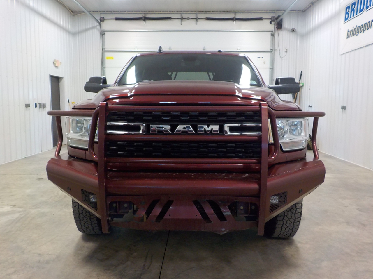 RAM 3500 Big Horn 4x4 Mega Cab 6'4" Box 2022