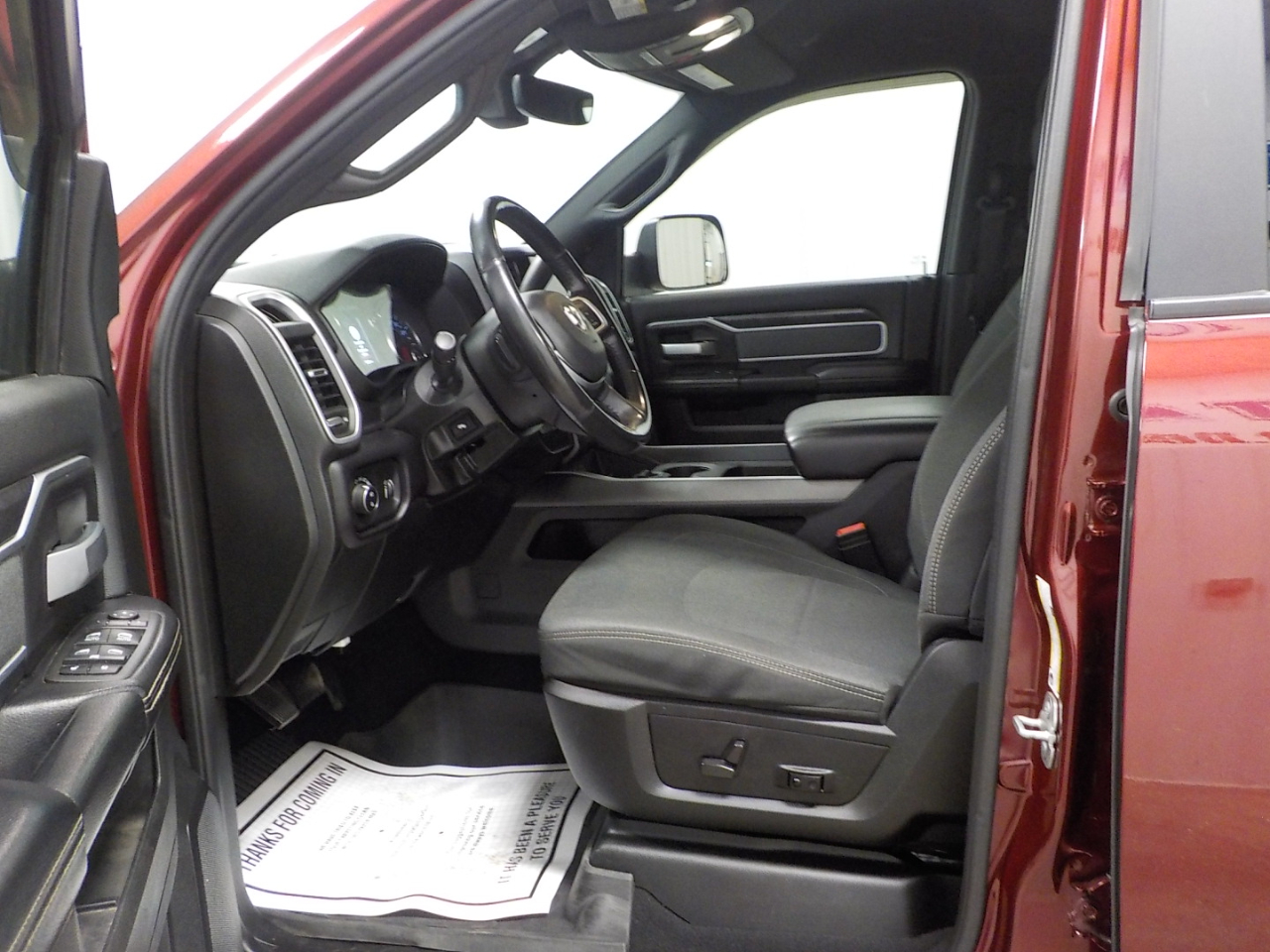 RAM 3500 Big Horn 4x4 Mega Cab 6'4" Box 2022