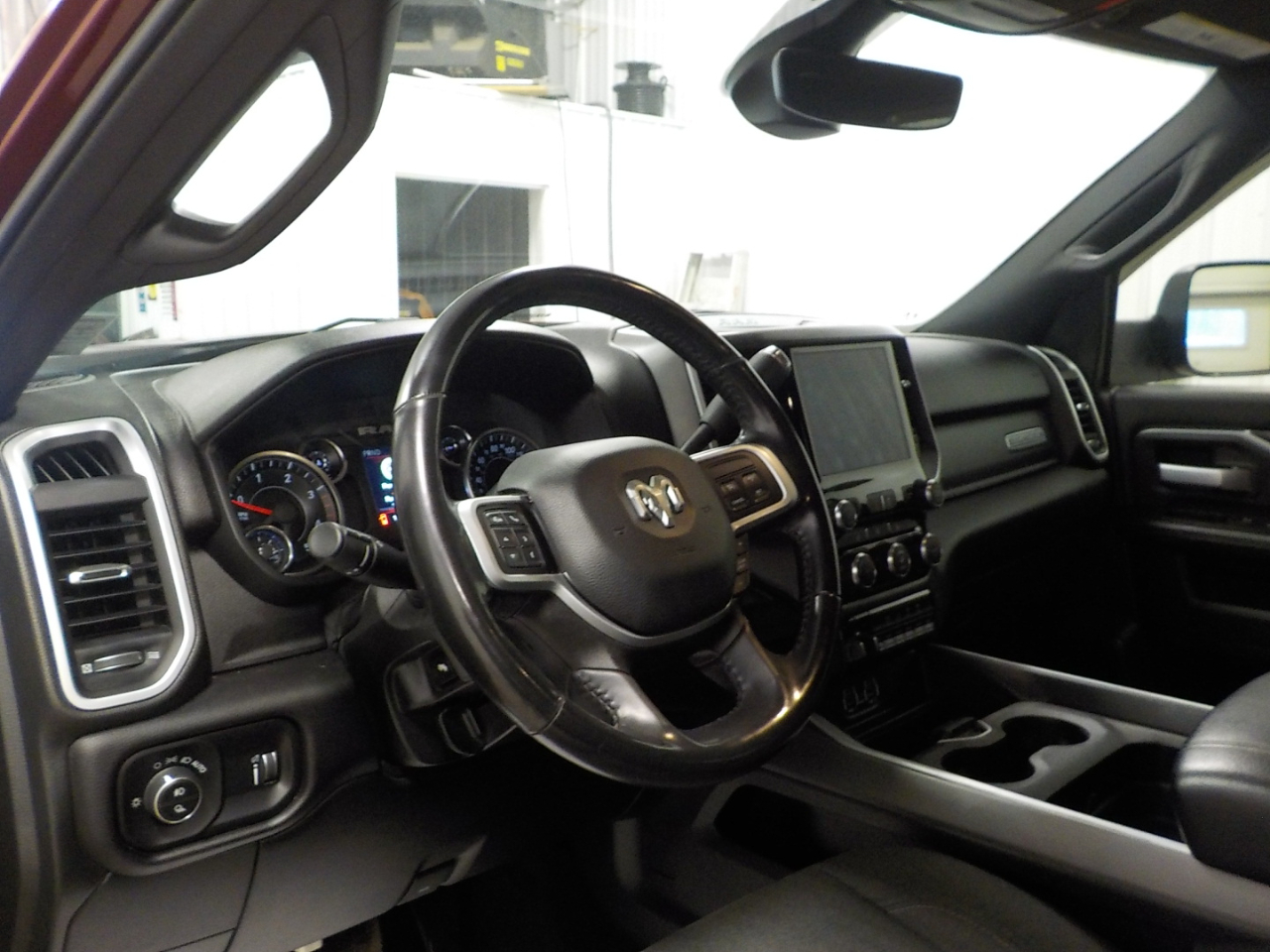 RAM 3500 Big Horn 4x4 Mega Cab 6'4" Box 2022