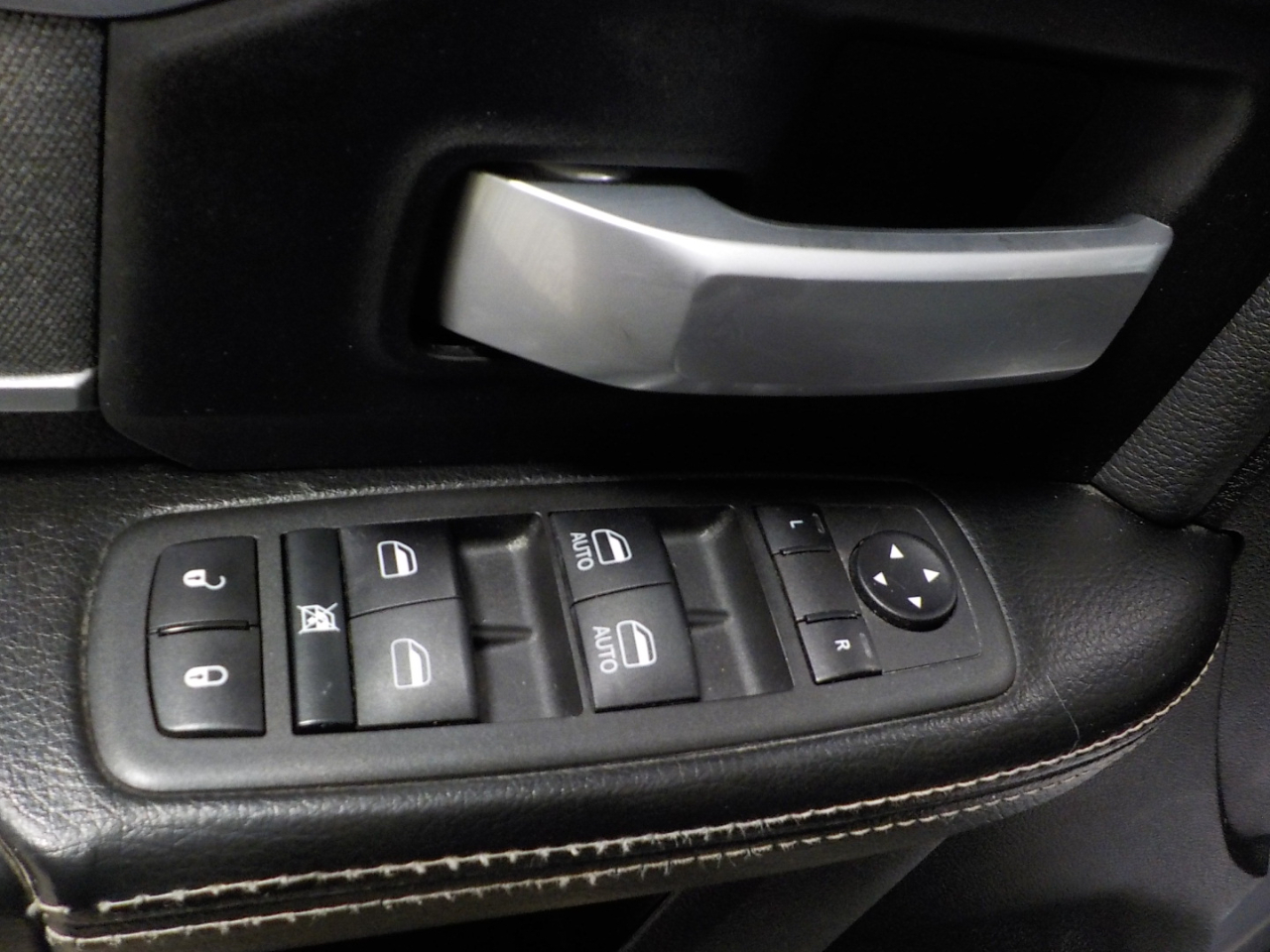 RAM 3500 Big Horn 4x4 Crew Cab 8' Box 2022