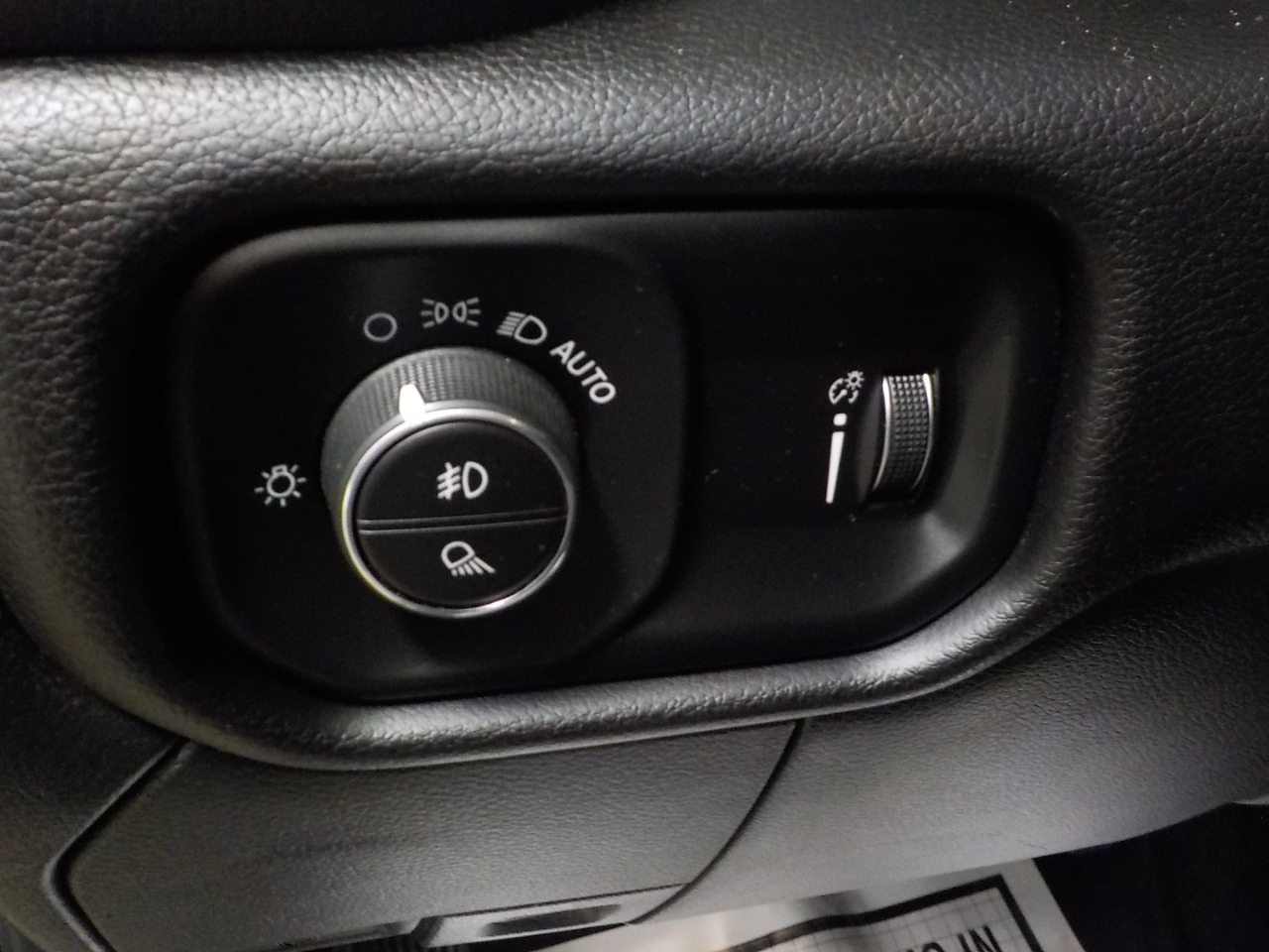 RAM 3500 Big Horn 4x4 Crew Cab 8' Box 2022