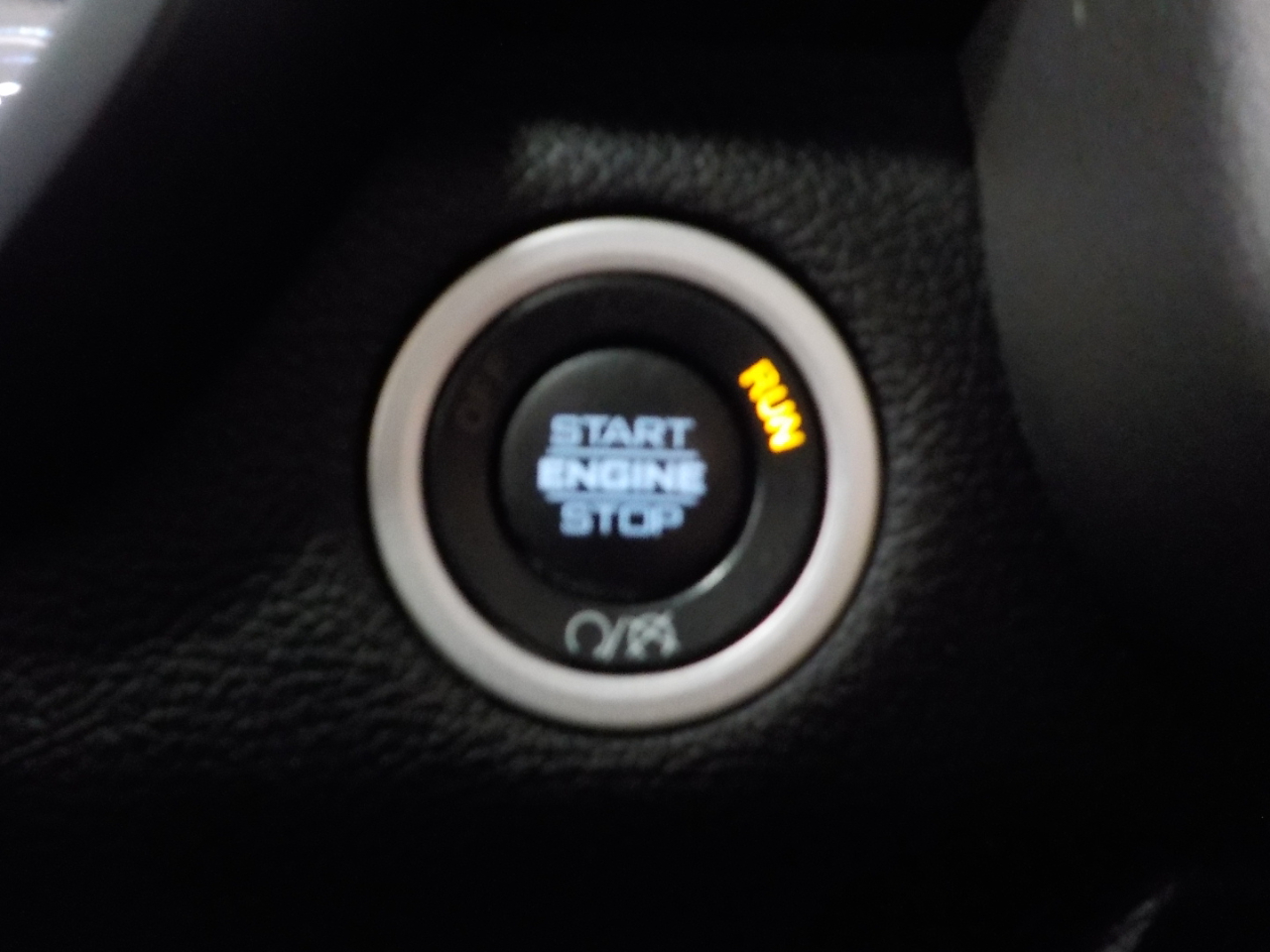 RAM 3500 Big Horn 4x4 Crew Cab 8' Box 2022