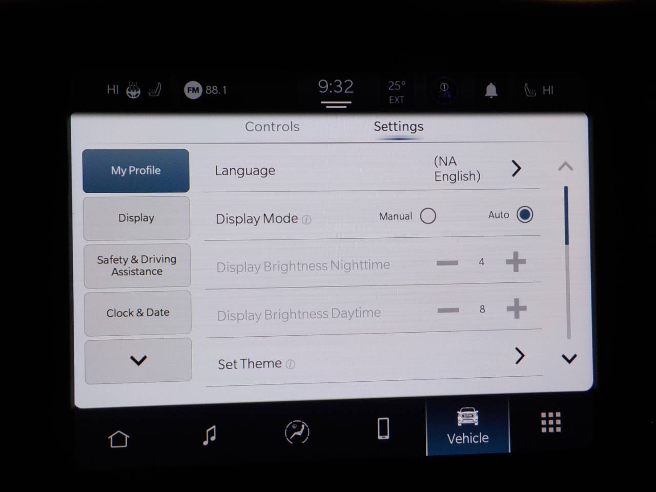 RAM 3500 Big Horn 4x4 Crew Cab 8' Box 2022